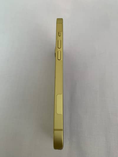 Apple iPhone 14