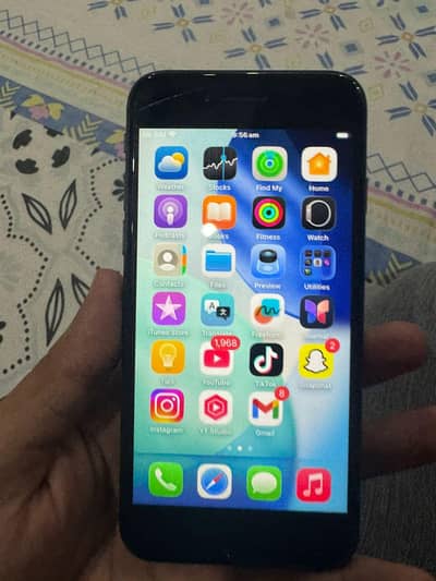 Apple iPhone SE