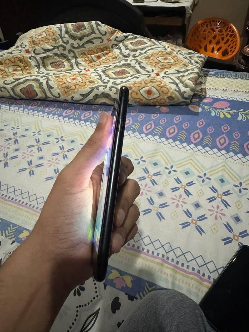 Apple iPhone SE 3