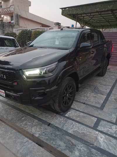 Toyota Hilux Revo GR-S