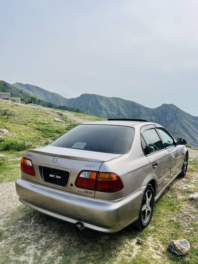 Honda Civic VTi Oriel Prosmatec 2000