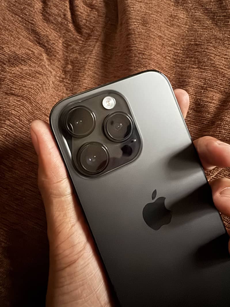 iPhone 14 Pro 0