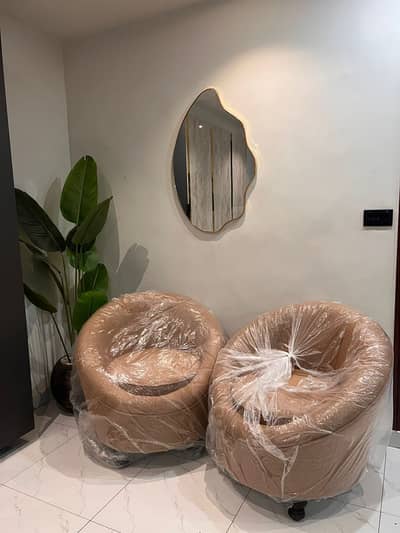2 Stylish Lounge Chairs / Sofa Chairs for Sale – New