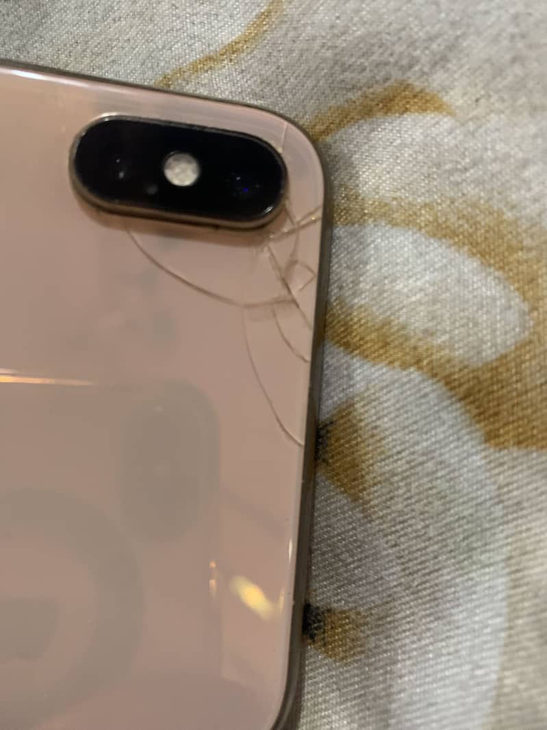 Apple iPhone XS Max 6