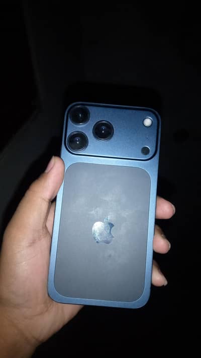 Apple iPhone XR exchange offer avaible with good phone