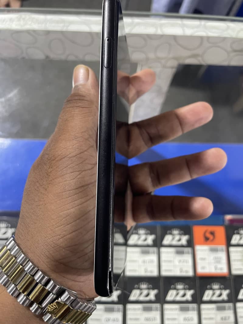 Google Pixel 4 3
