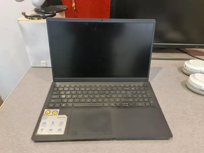 Dell Inspiron 15 8GB RAM 128GB ROM