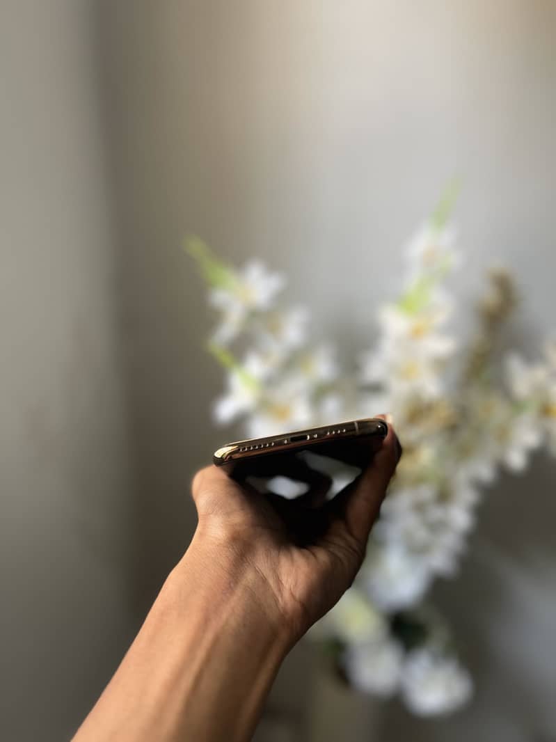 Iphone 11 pro max 2