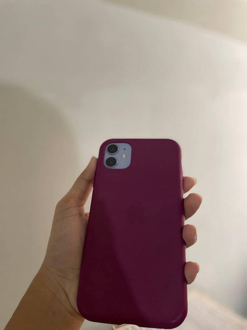 iPhone 11 4