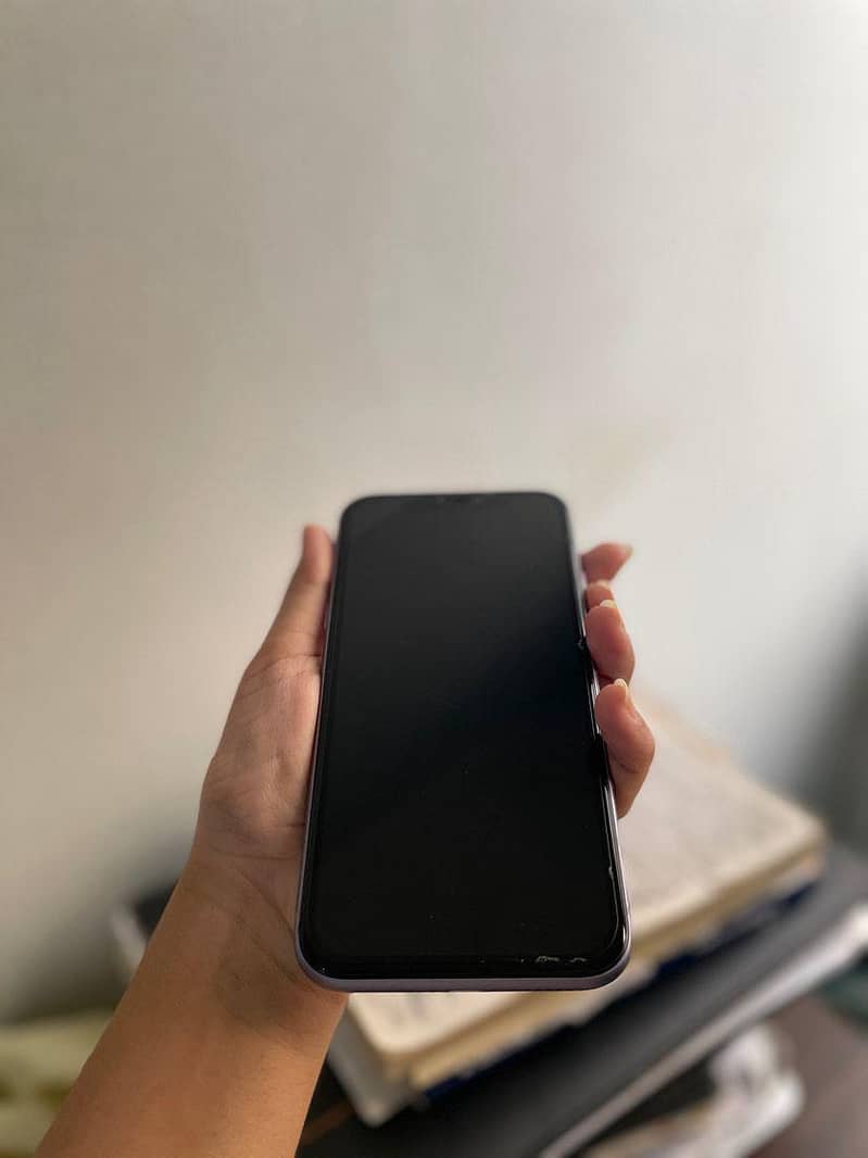 iPhone 11 5