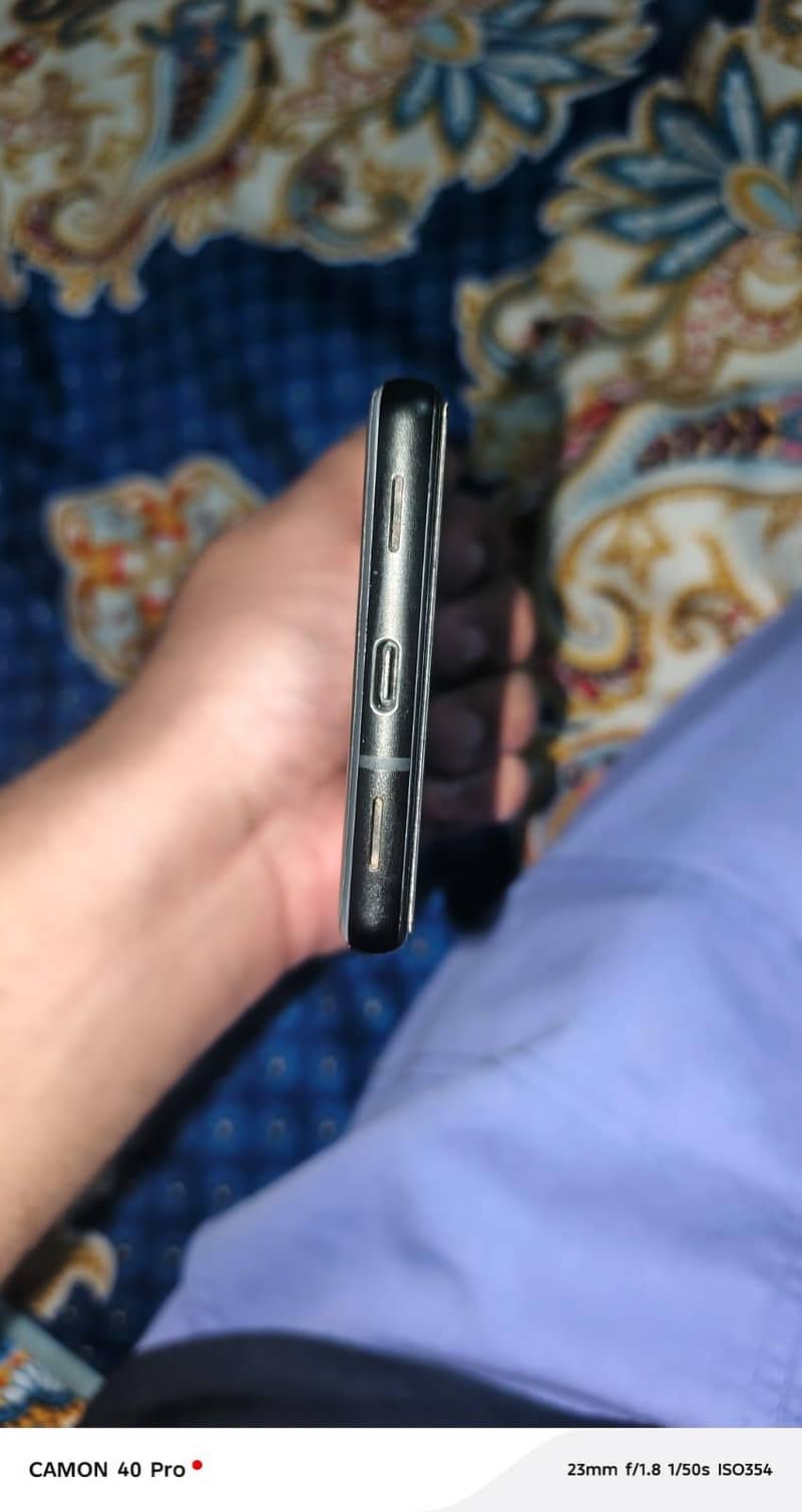 Google Pixel 6a 5