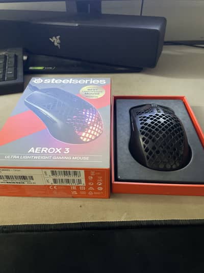 Aerox 3 wired black