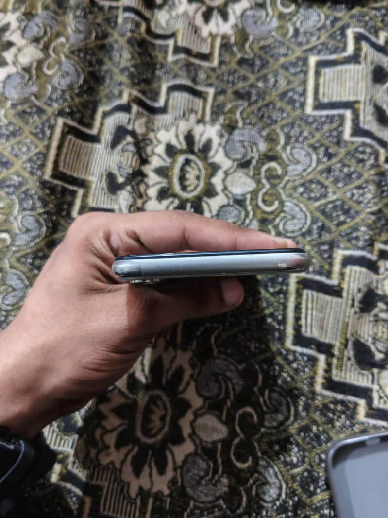 Apple iPhone X 2