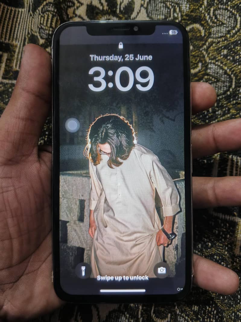 Apple iPhone X 0