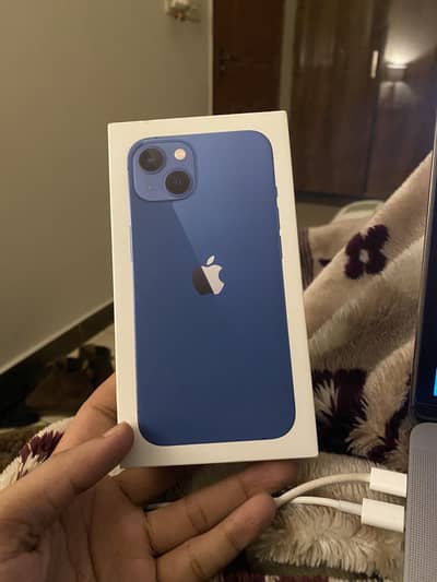 Apple iPhone 13 128gb pta approved
