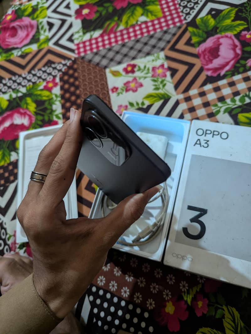 OPPO A3 4