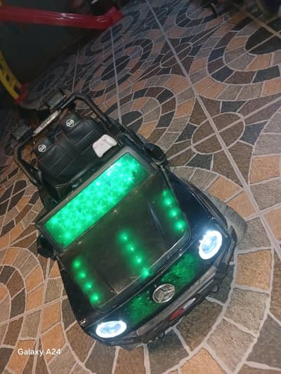 kids charging car