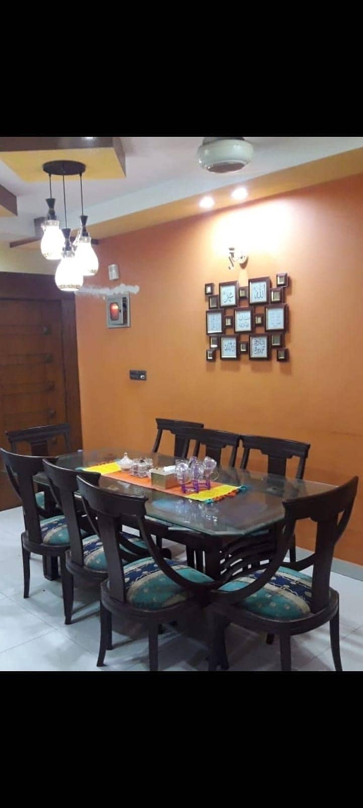 DINING TABLE WITH CHAIRS 1