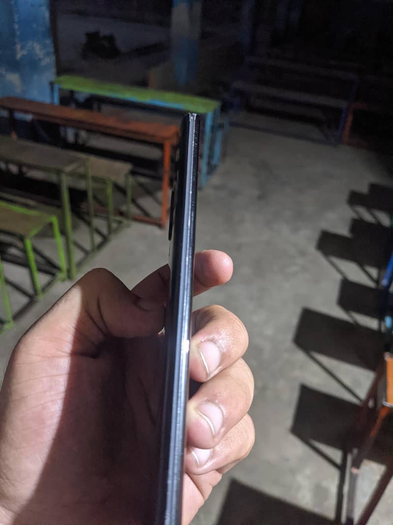 Sharp Aquos Zero 2 3
