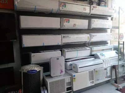 1 se 1.5 ton non inverter Ac waranty good condition
