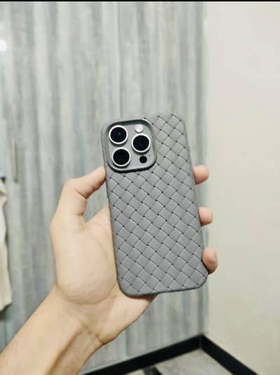 iPhone 15 Pro factory unlock