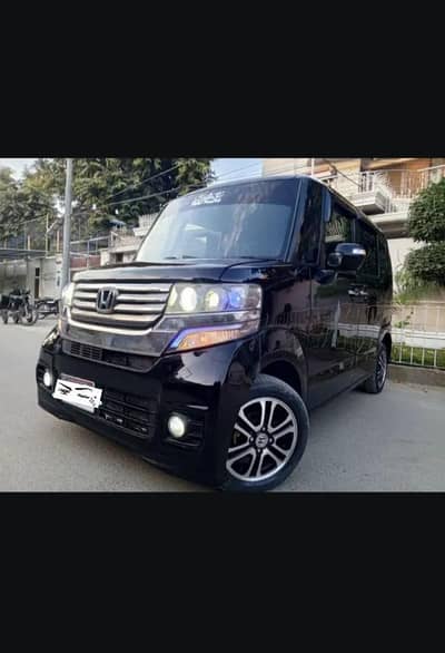 Honda N Box Custom 2013