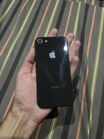 Apple iPhone 8