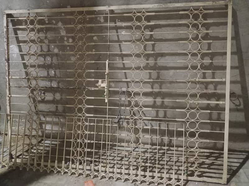 Grill Gate 4