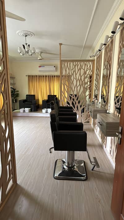 Salon furniture
