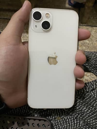 Apple iPhone 13