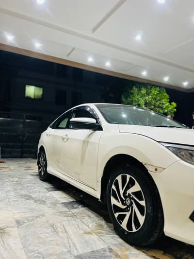 Honda Civic Oriel UG 2018 urgent For Sale In PUNJAB COOP HOUSING