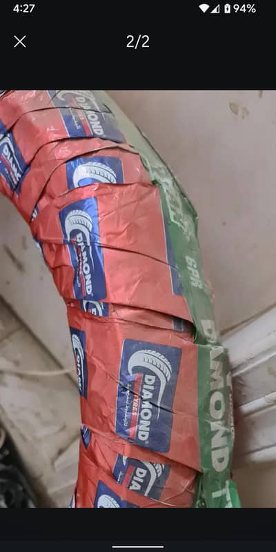 Diamond tubelees tyre new pack 100.90. 18 gs. 150