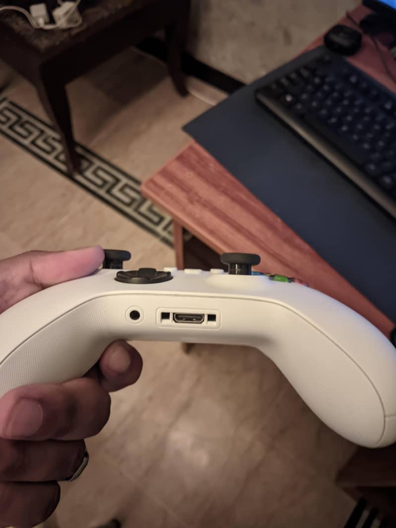 Xbox series s Controller 1