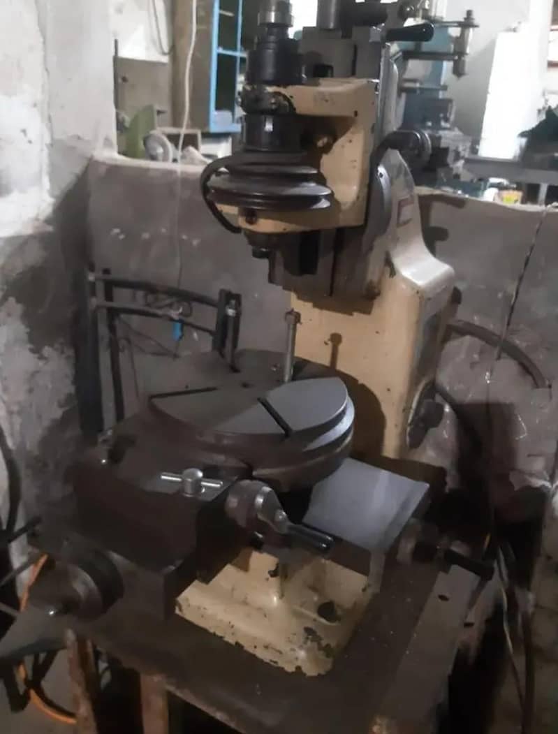 Imported Milling Vertical machine 3