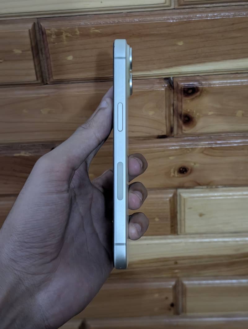Apple iPhone 15 1