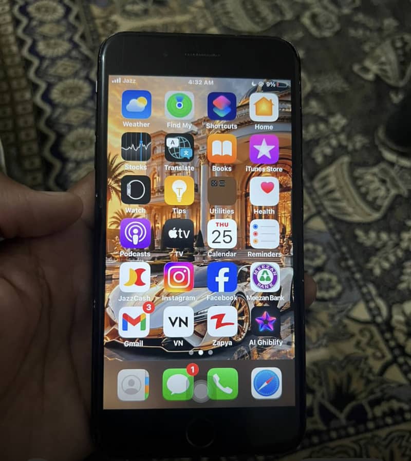 Apple iPhone 7 Plus 0
