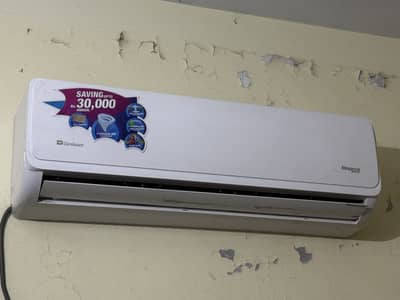 Dawlence Ac inverter 1.5 ton just like new working perfect no faults