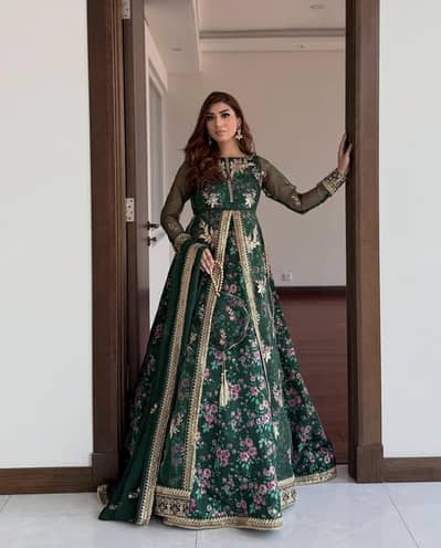 Peraan Official's 3 Piece Dress Wedding Formal