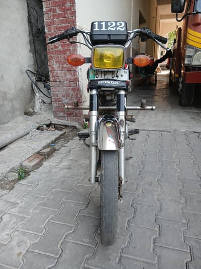CG125 2016 model black colour for sale in sialkot