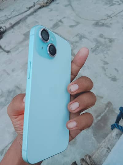 Apple iPhone 15