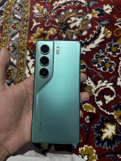 Tecno CAMON 40