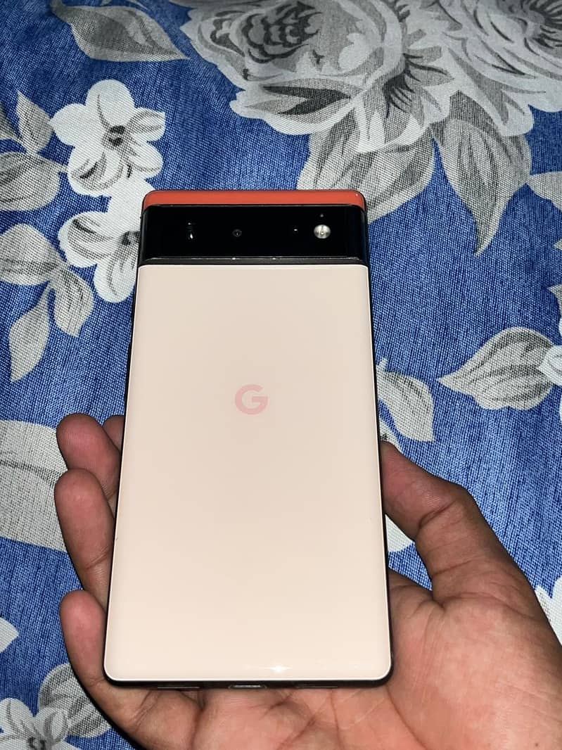 Google Pixel 6a 1