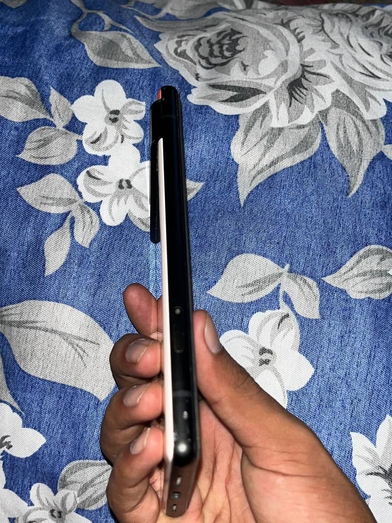 Google Pixel 6a 4