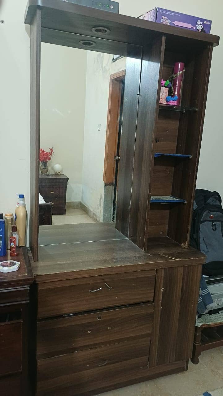 Dressing Table 2