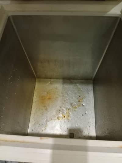 Haier refrigerator freezer good condition good working