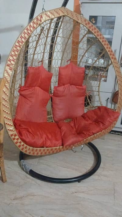 swinging chair