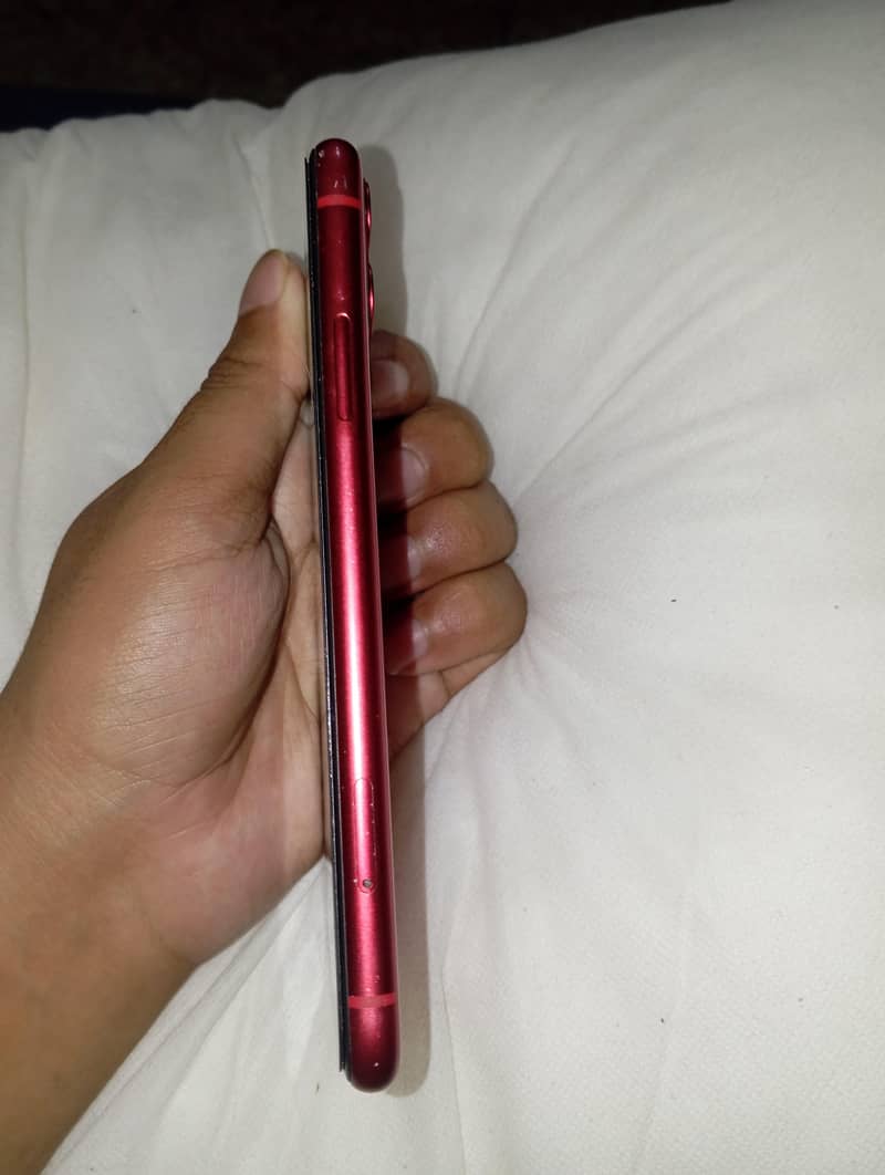 iPhone 11 6