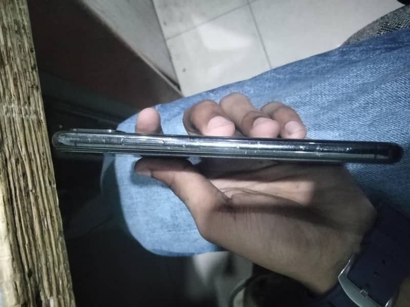 Apple iPhone X 2