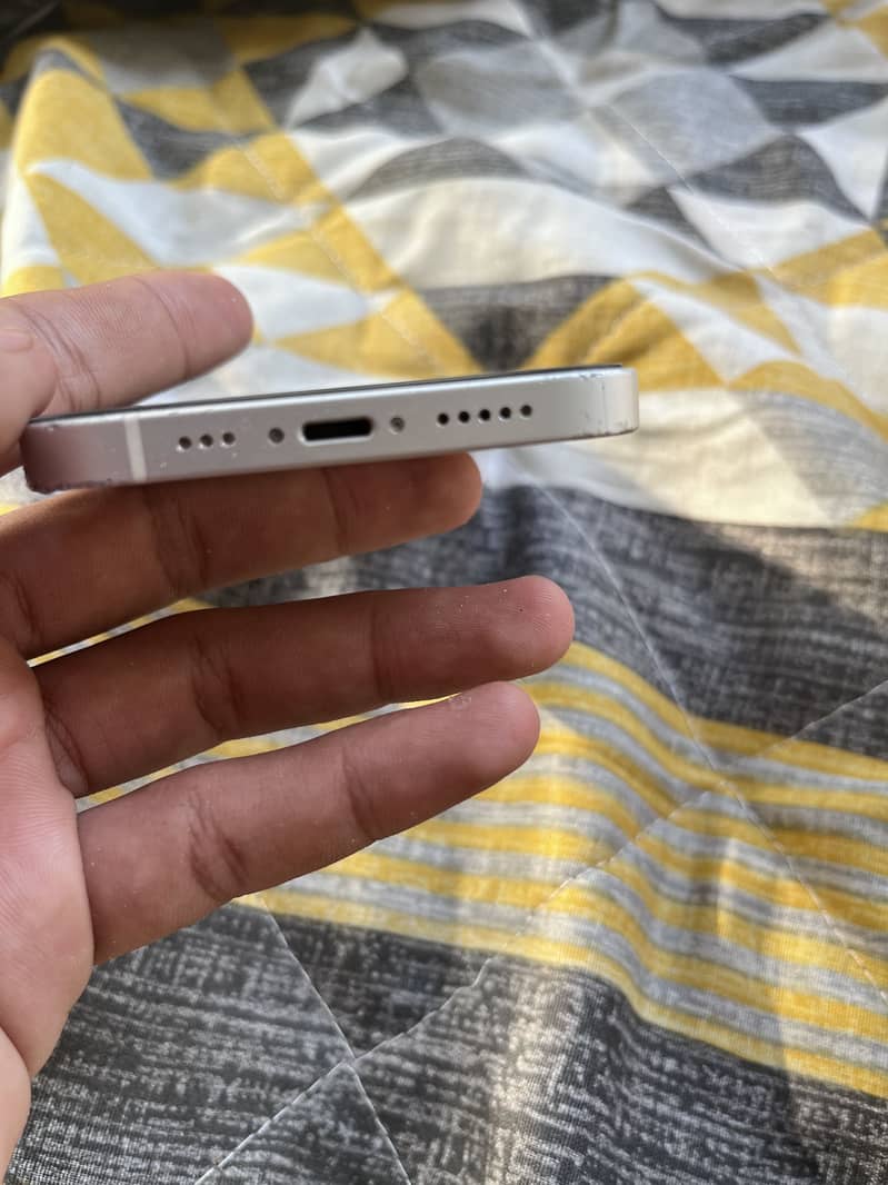 Iphone 12 3