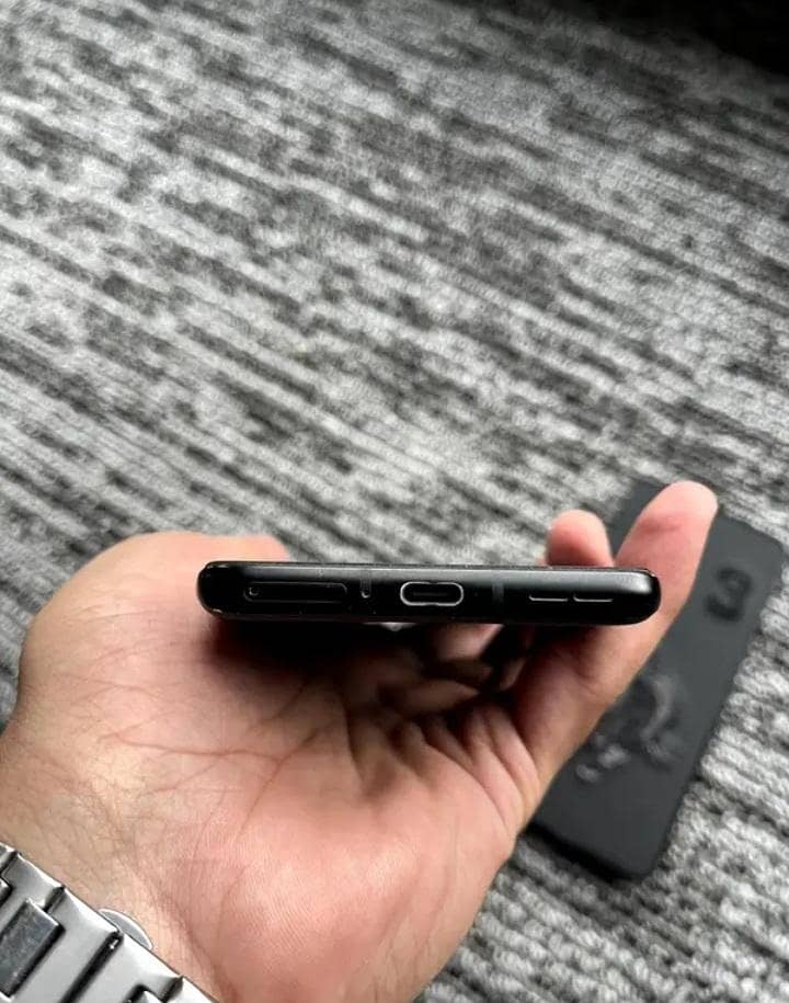 One Plus 9 Pro 5